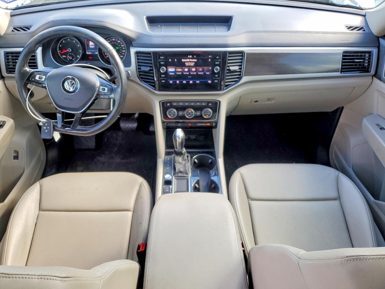 2018 VOLKSWAGEN ATLAS SEL photo 8