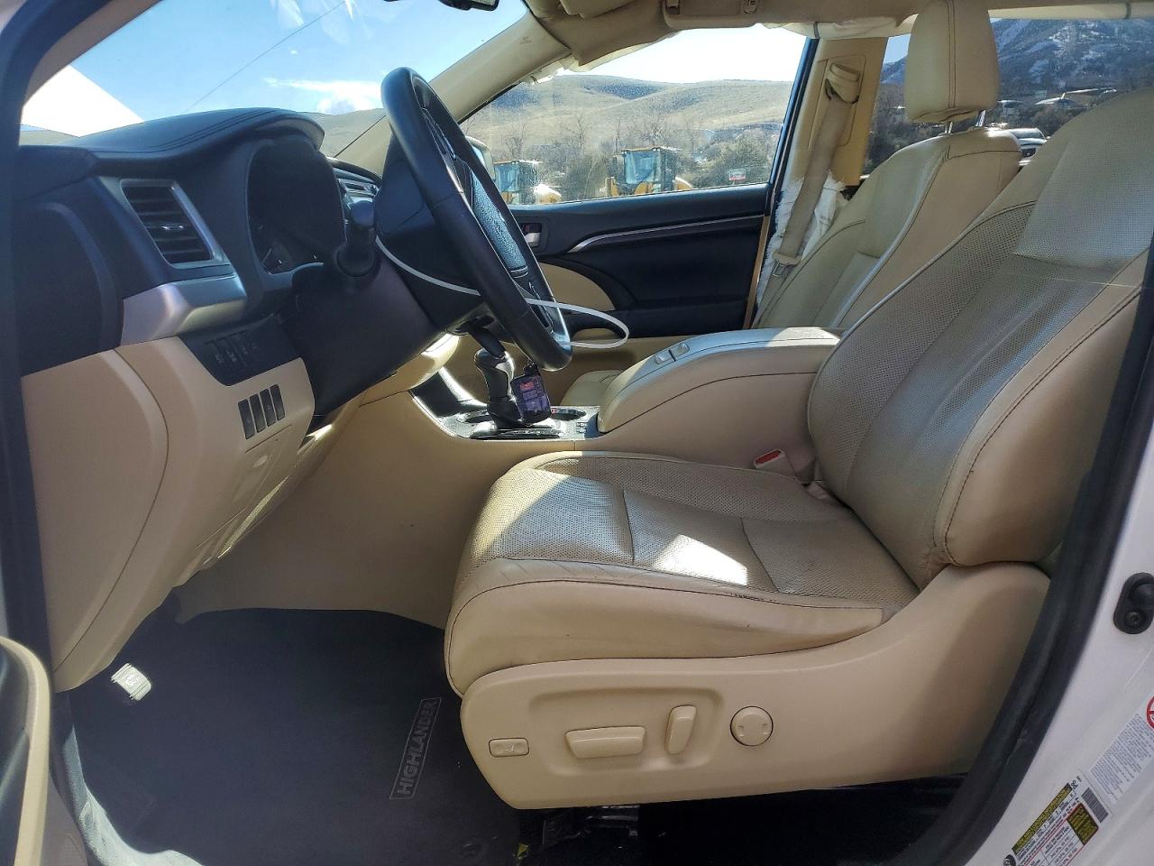 2014 TOYOTA HIGHLANDER LIMITED photo 7