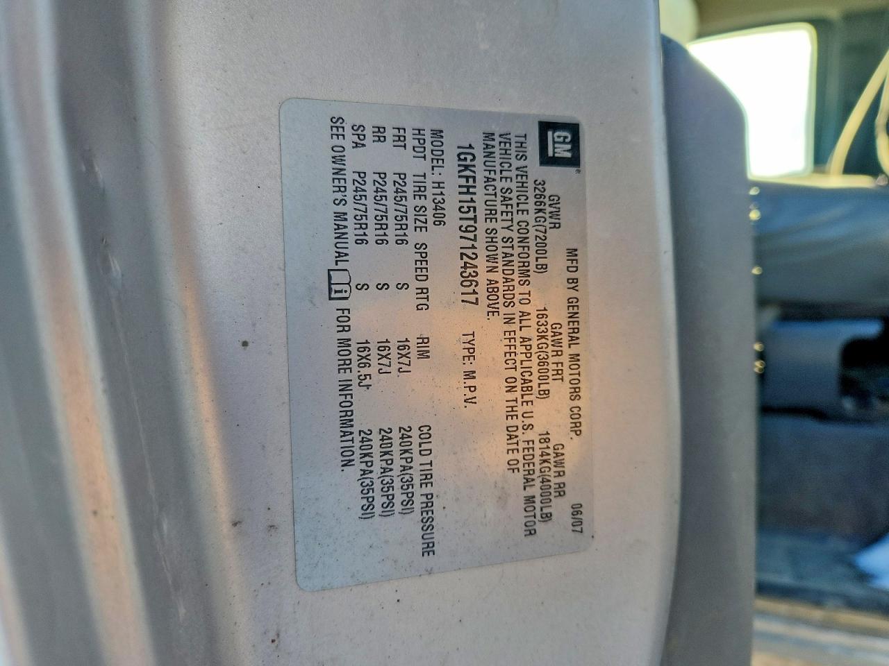 2007 GMC SAVANA G1500 photo 25