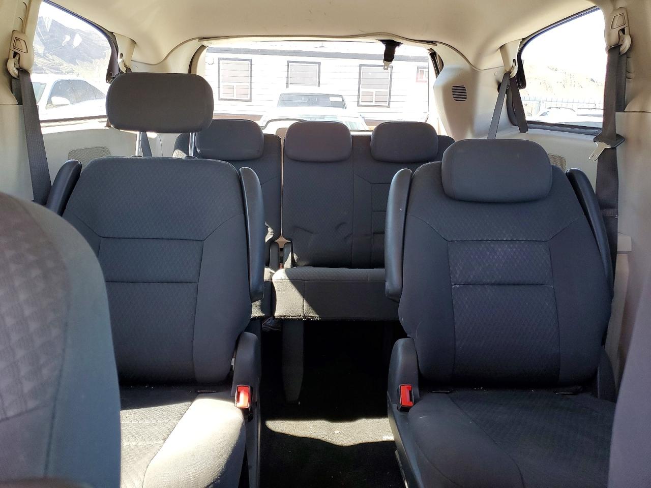 2010 DODGE GRAND CARAVAN SE photo 19