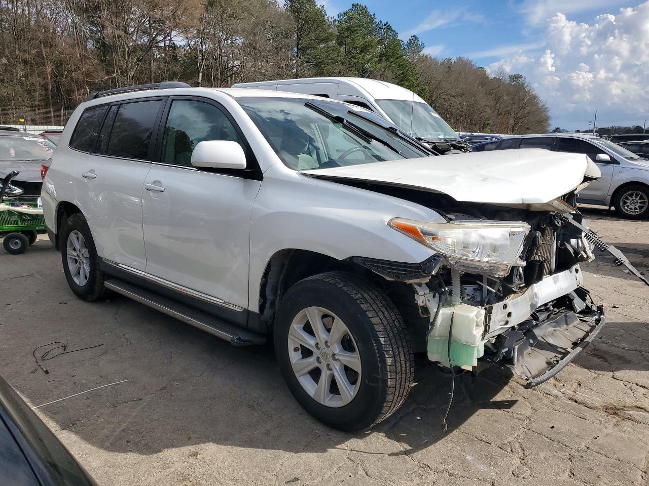2012 TOYOTA HIGHLANDER BASE photo 4