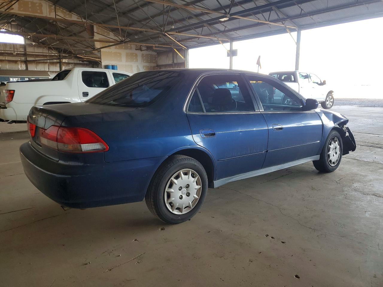 2002 HONDA ACCORD LX photo 7