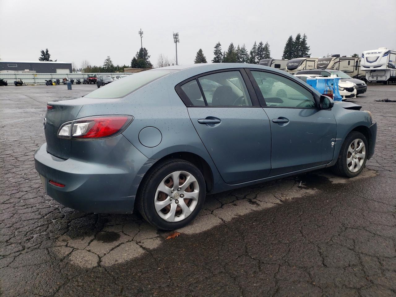 2013 MAZDA 3 I photo 3