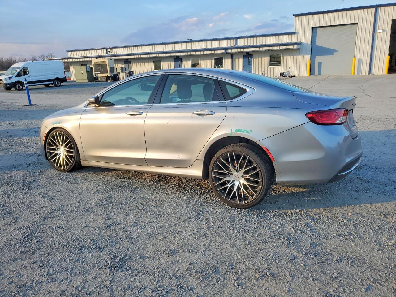 2015 CHRYSLER 200 LIMITED photo 2