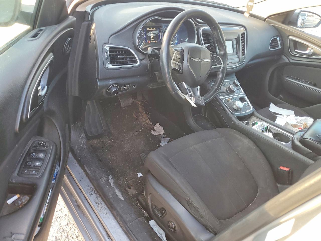 2015 CHRYSLER 200 LIMITED photo 8