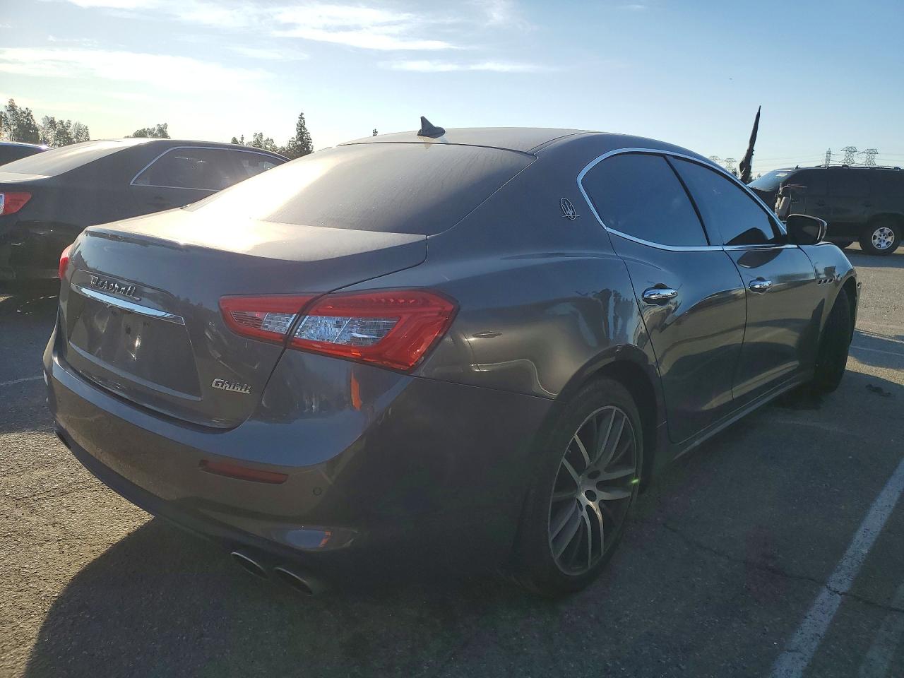 2018 MASERATI GHIBLI photo 7