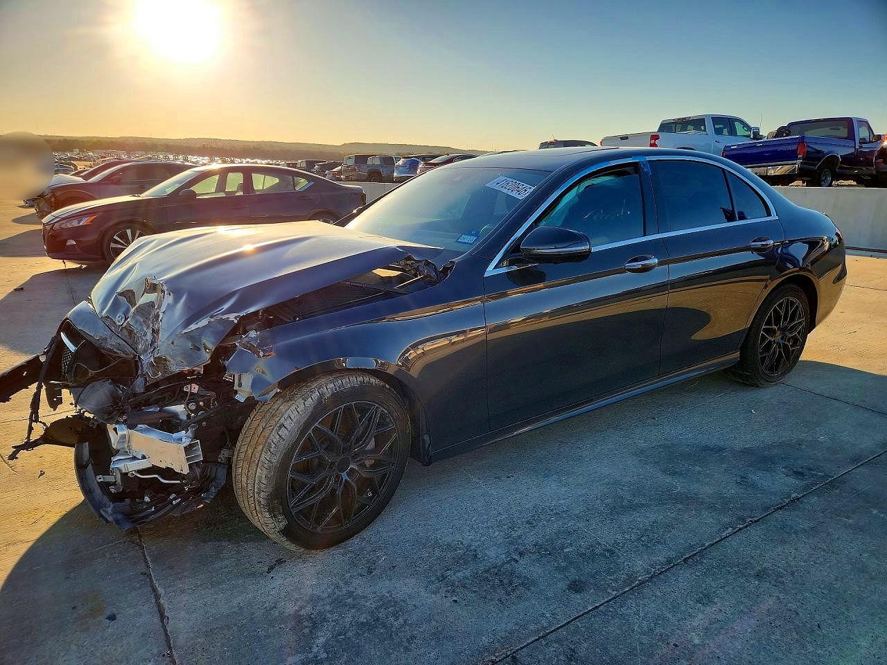 2021 MERCEDES-BENZ E