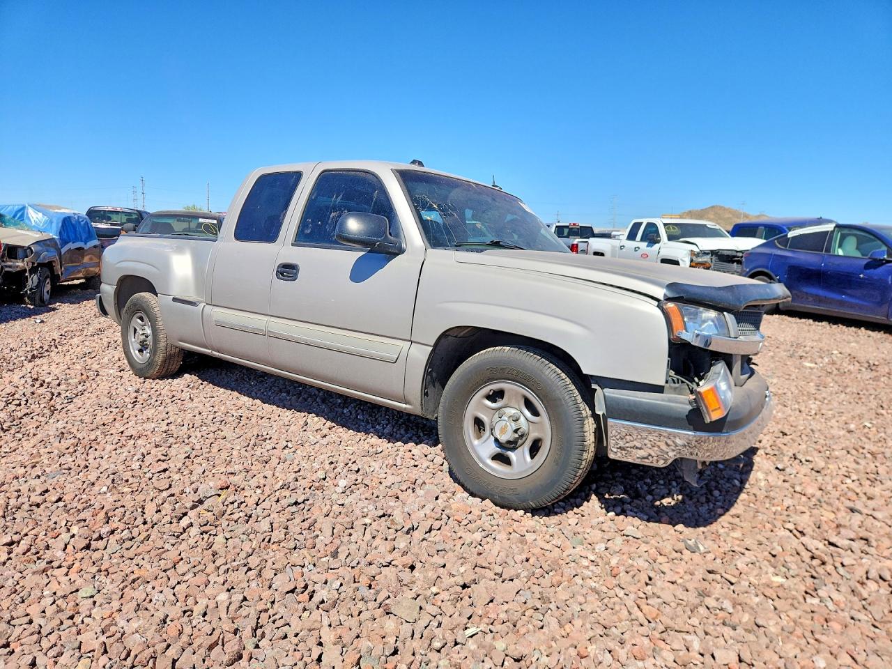 2004 CHEVROLET SILVERADO C1500 photo 4