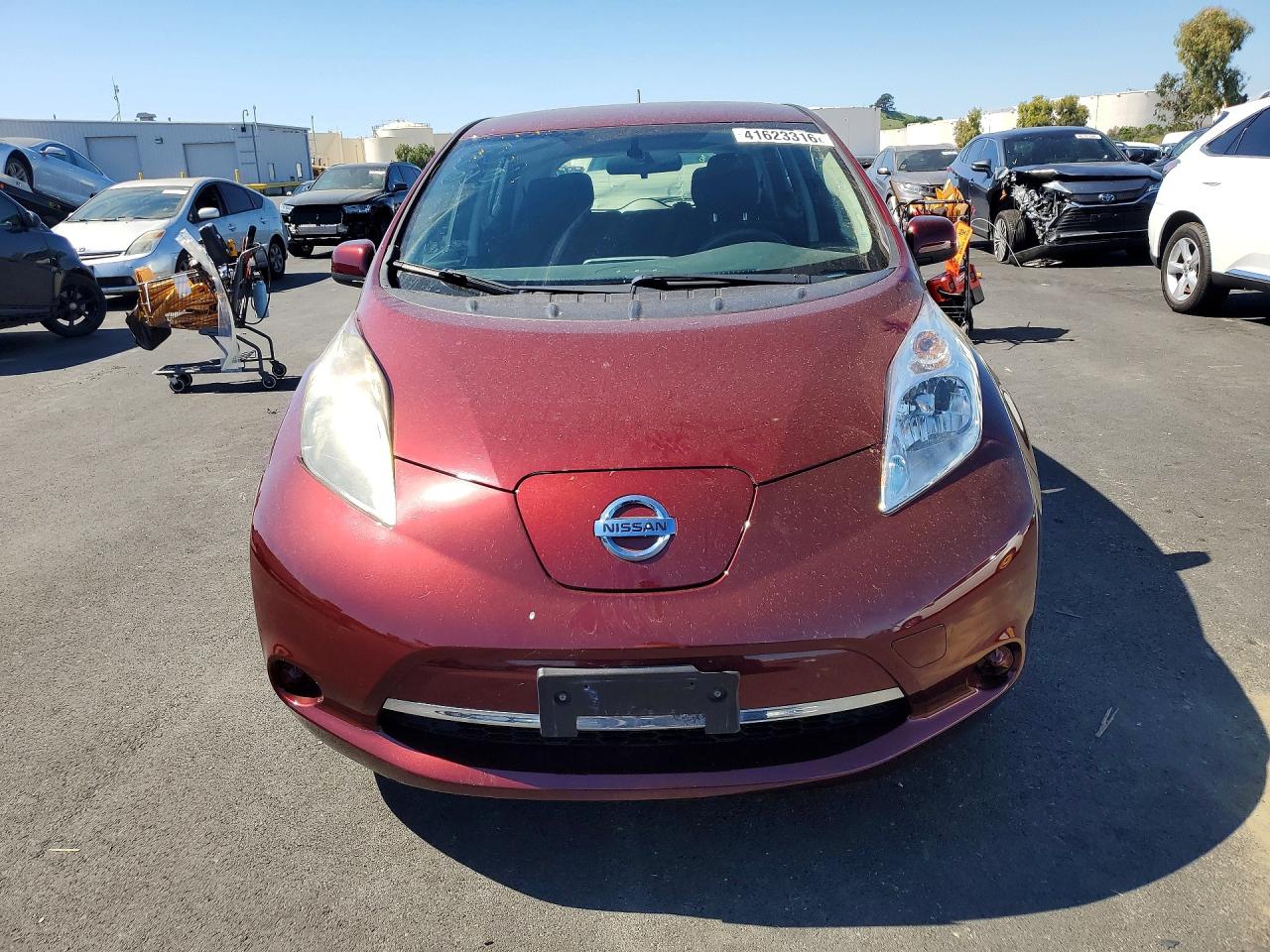 2017 NISSAN LEAF SV photo 5