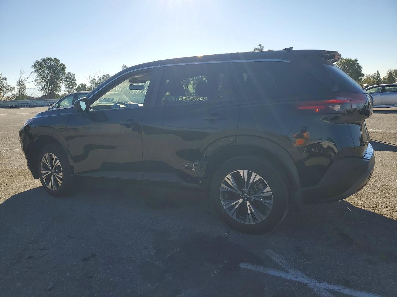 2023 NISSAN ROGUE SV photo 3