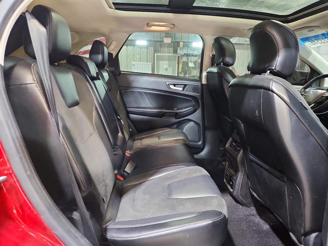 2015 FORD EDGE SPORT photo 21