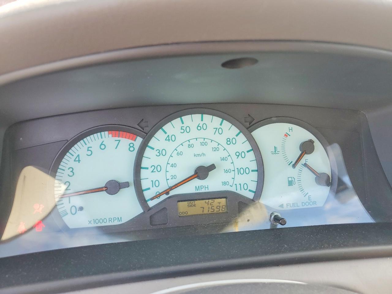 2004 TOYOTA COROLLA LE photo 25