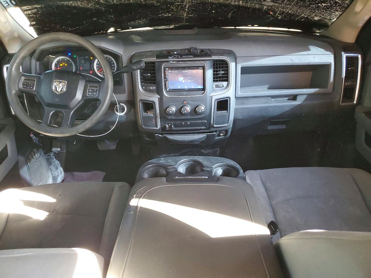 2013 RAM 1500 ST photo 15