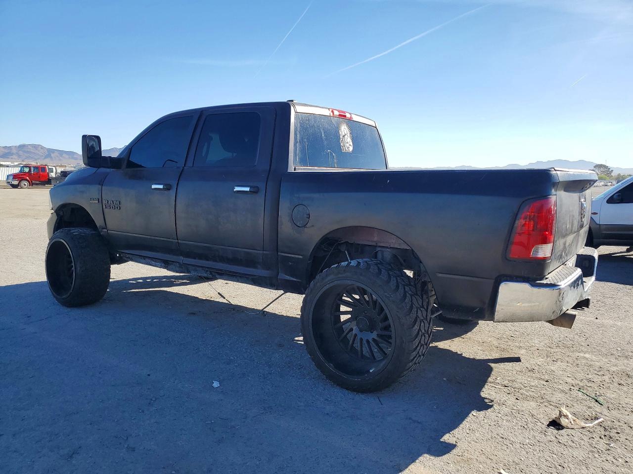 2013 RAM 1500 ST photo 3