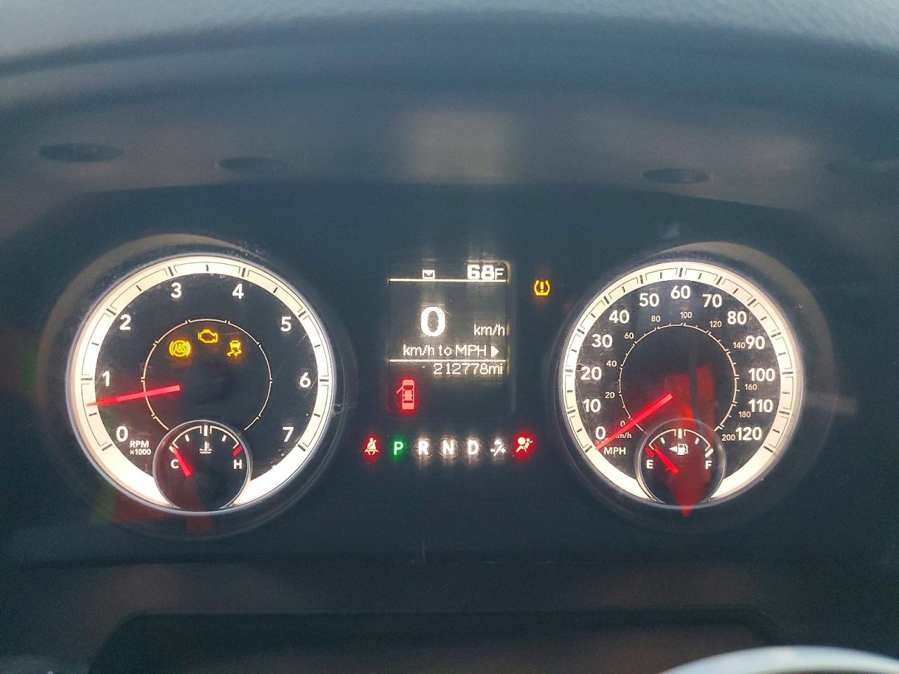 2013 RAM 1500 ST photo 17