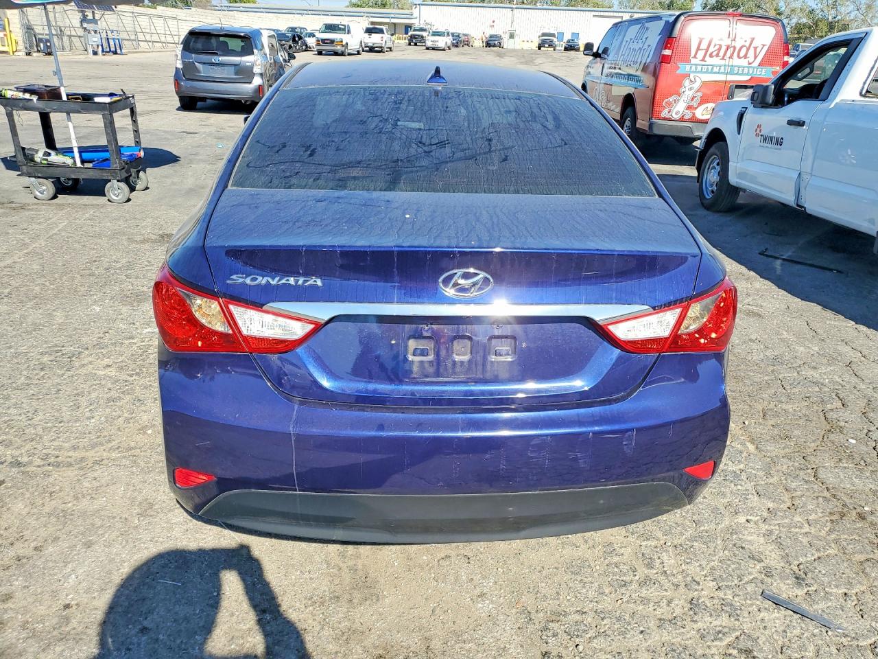 2014 HYUNDAI SONATA GLS photo 11