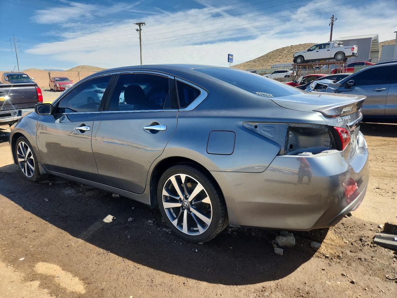 2017 NISSAN ALTIMA 2.5 SR photo 3