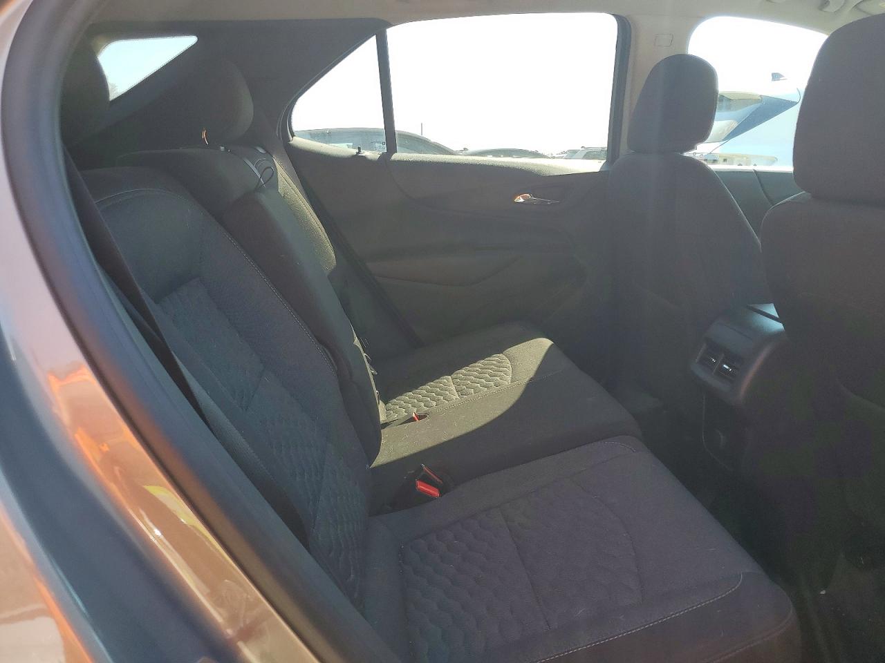 2018 CHEVROLET EQUINOX LT photo 19