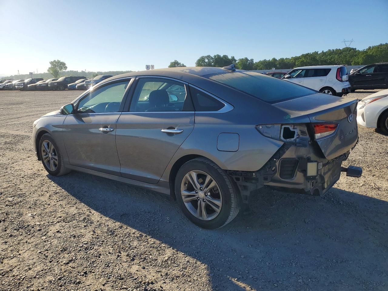 2018 HYUNDAI SONATA SEL photo 3