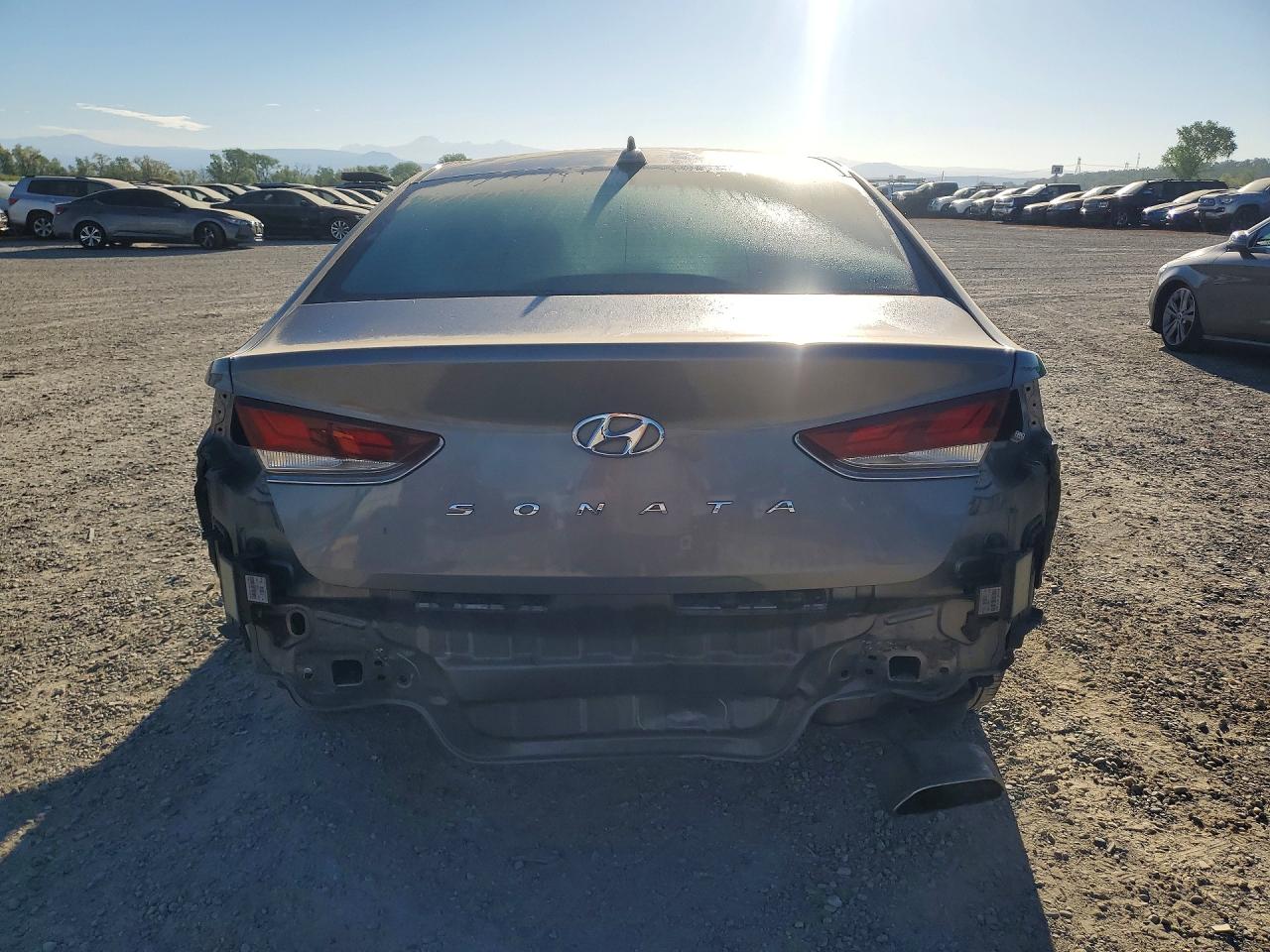 2018 HYUNDAI SONATA SEL photo 11