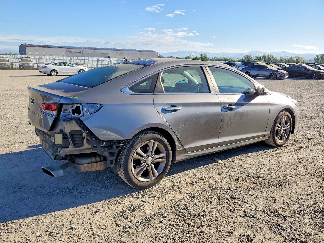 2018 HYUNDAI SONATA SEL photo 5