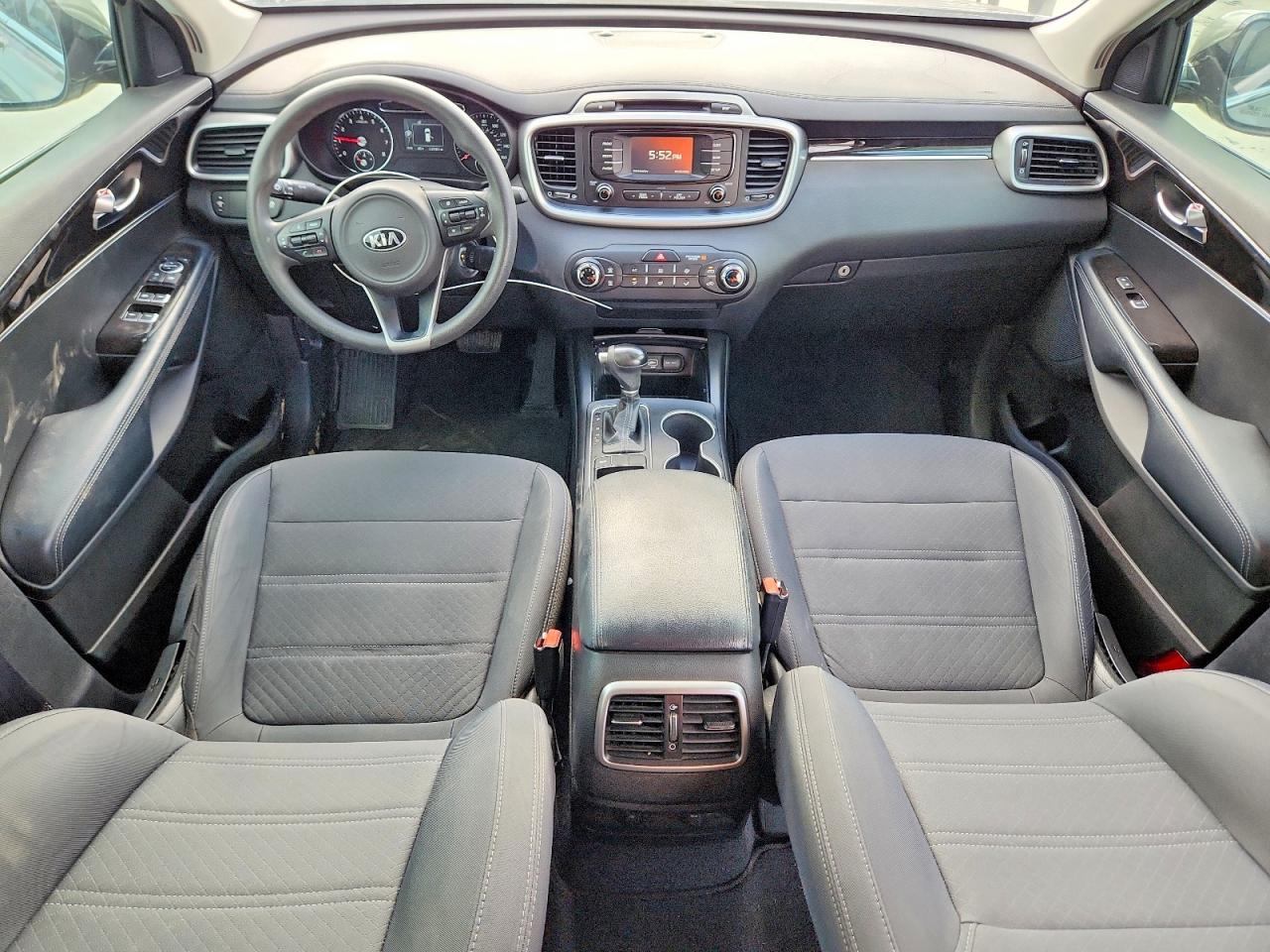 2017 KIA SORENTO LX V6 photo 15