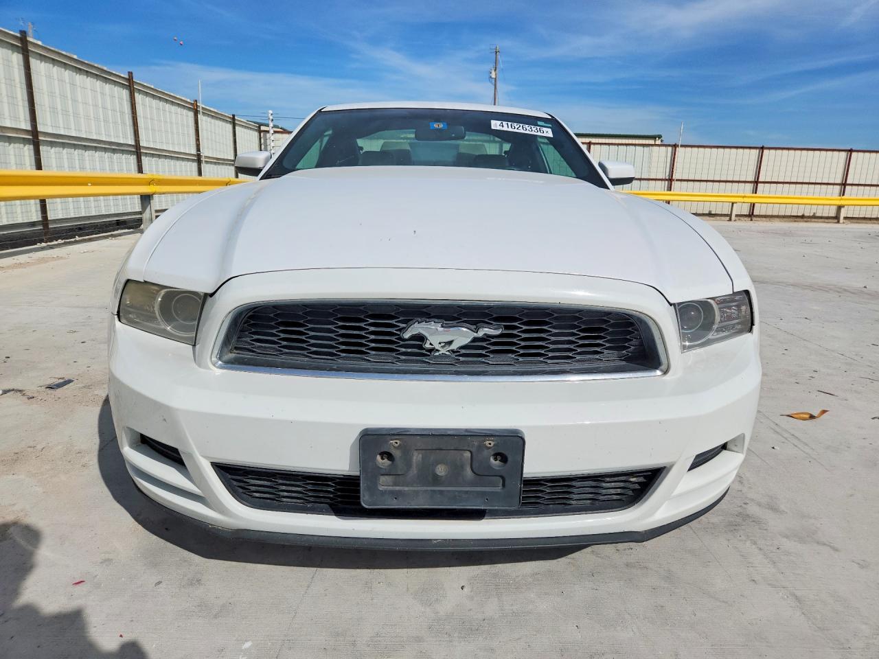 2014 FORD MUSTANG photo 9