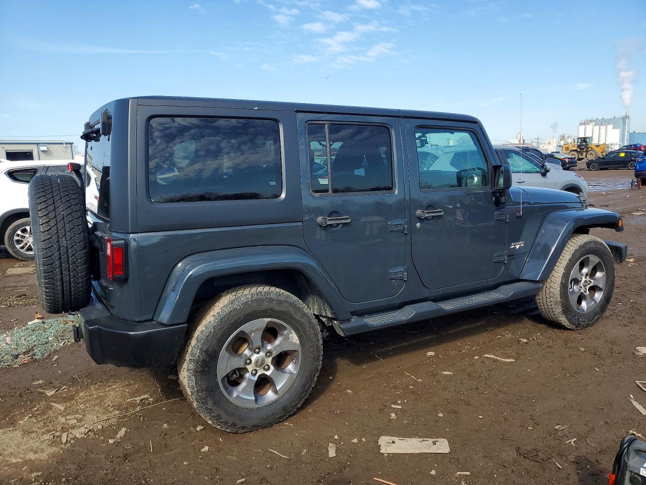 2016 JEEP WRANGLER UNLIMITED SAHARA photo 3