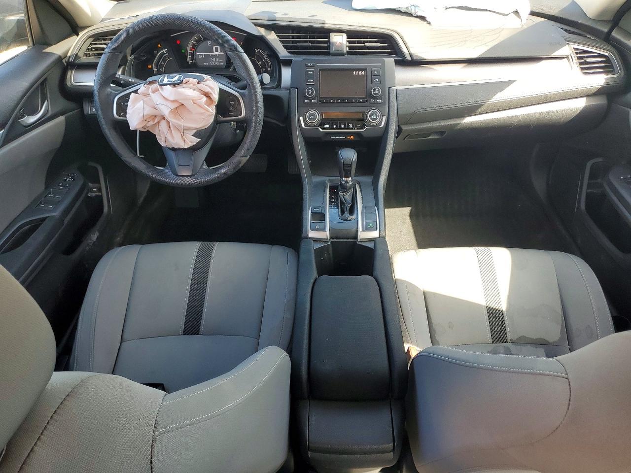 2016 HONDA CIVIC LX photo 15