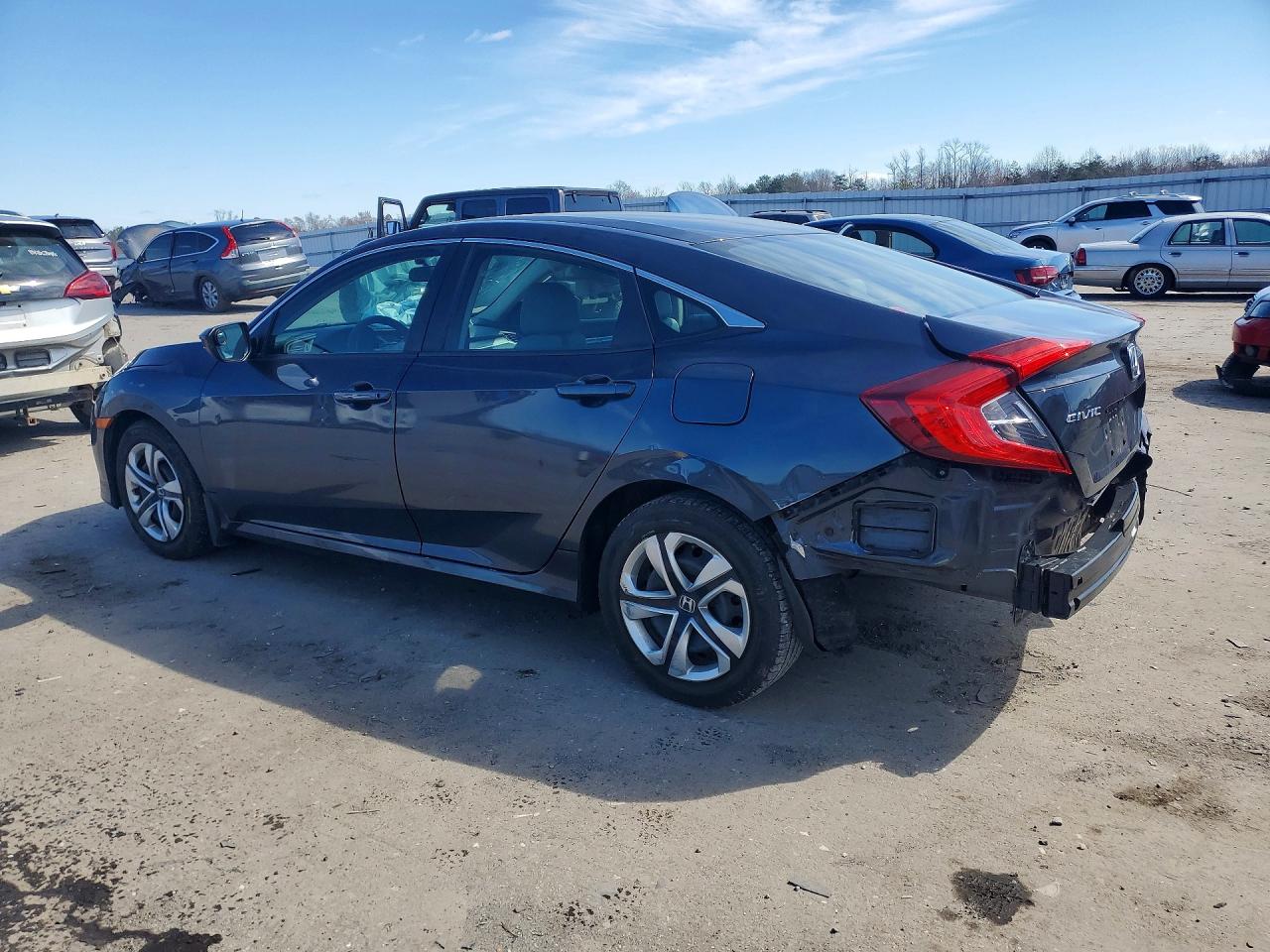 2016 HONDA CIVIC LX photo 3