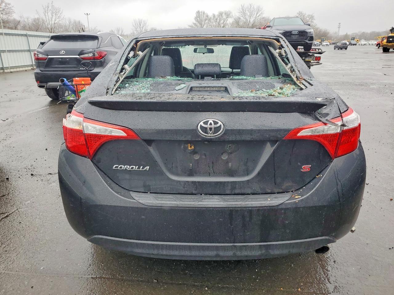2014 TOYOTA COROLLA S PLUS photo 6