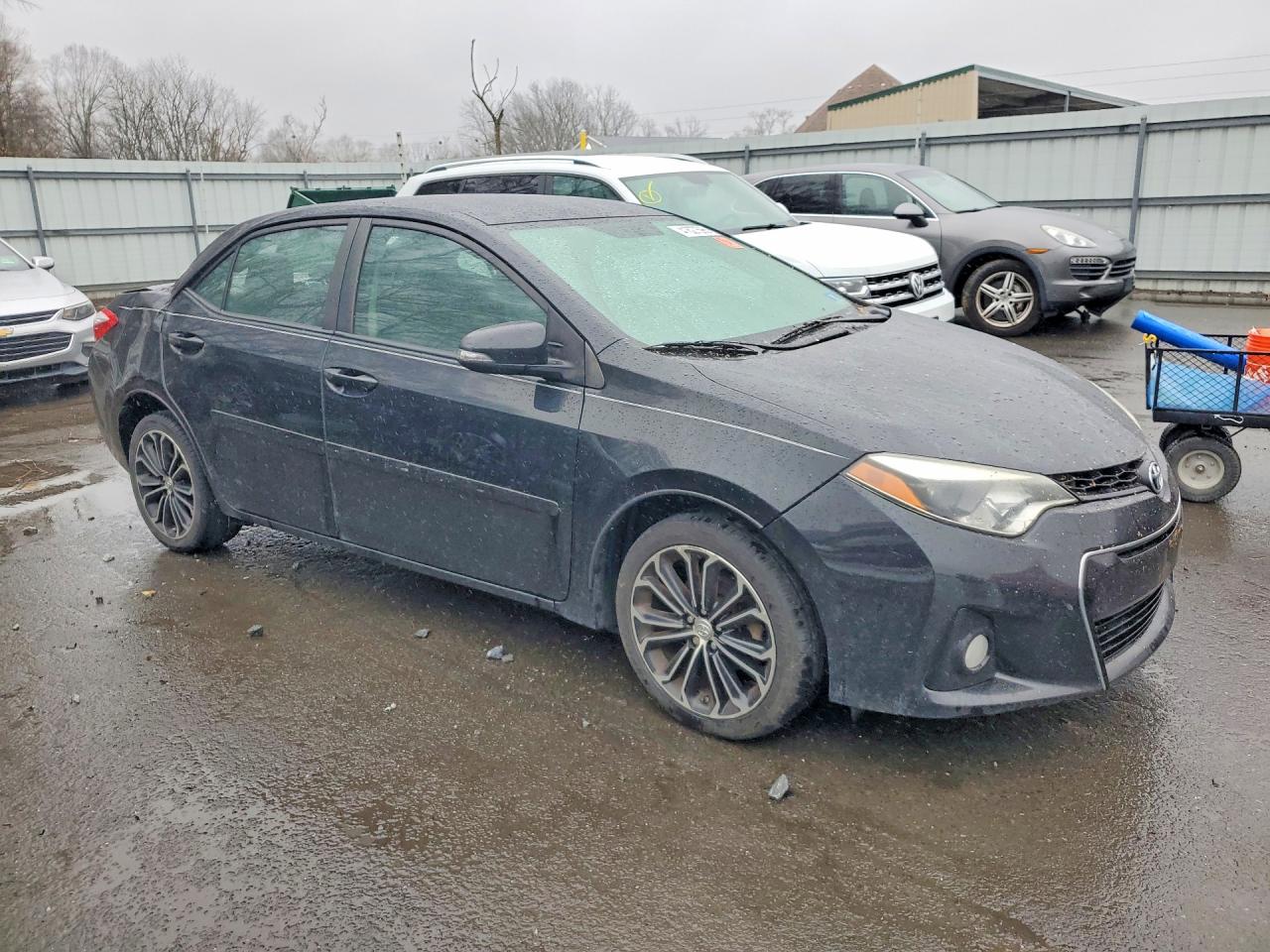 2014 TOYOTA COROLLA S PLUS photo 4