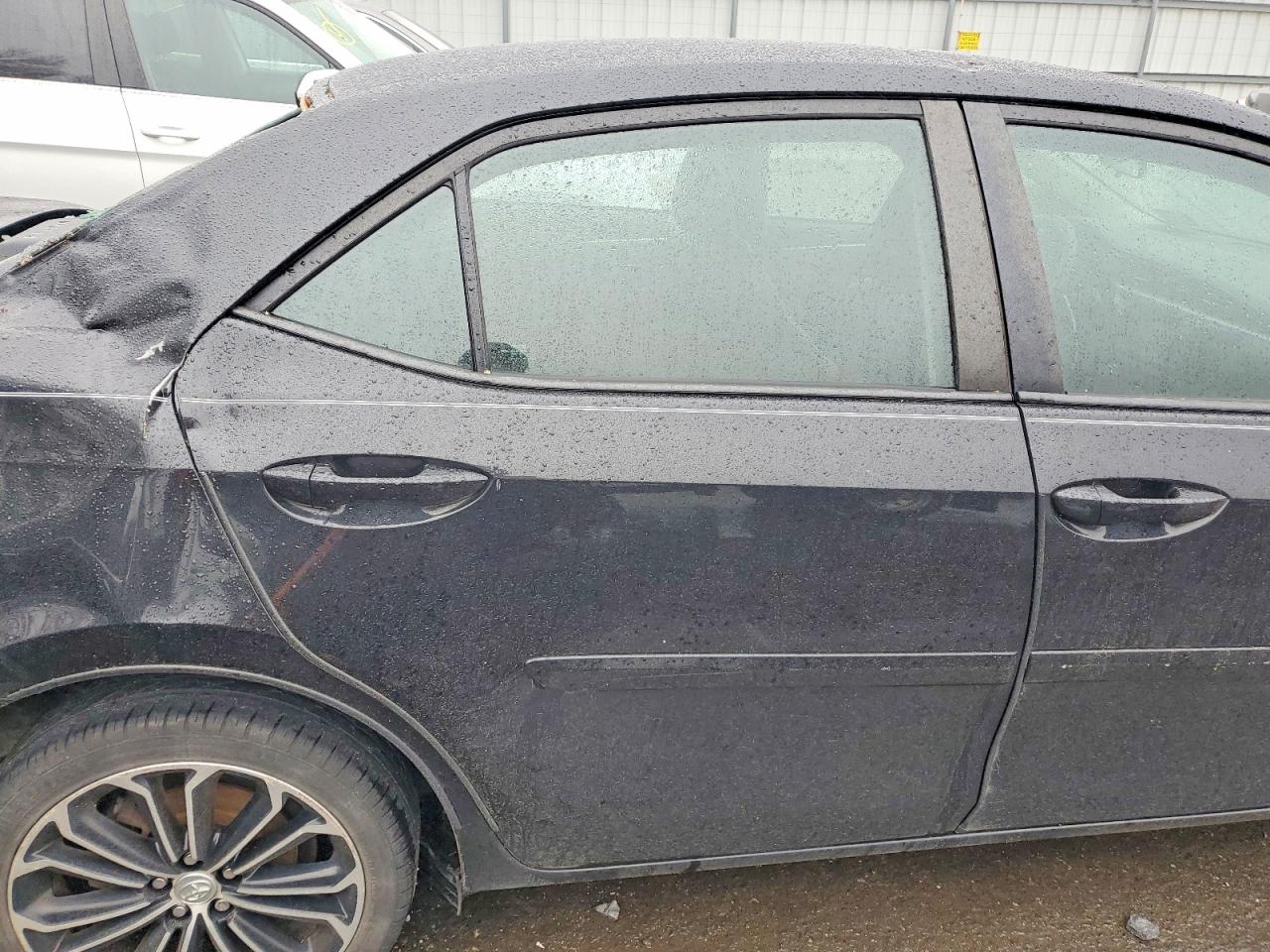 2014 TOYOTA COROLLA S PLUS photo 10