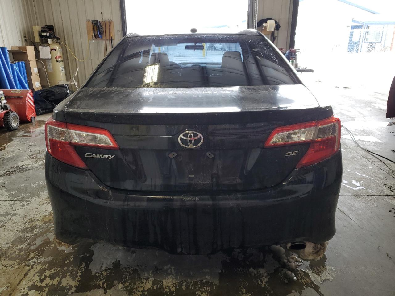 2012 TOYOTA CAMRY BASE photo 11