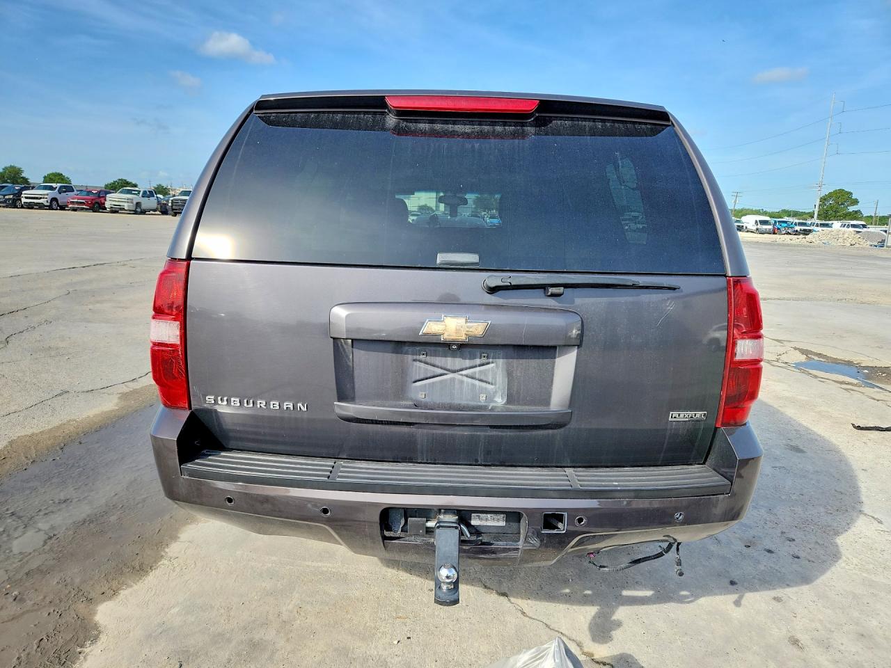 2010 CHEVROLET SUBURBAN K1500 LT photo 6