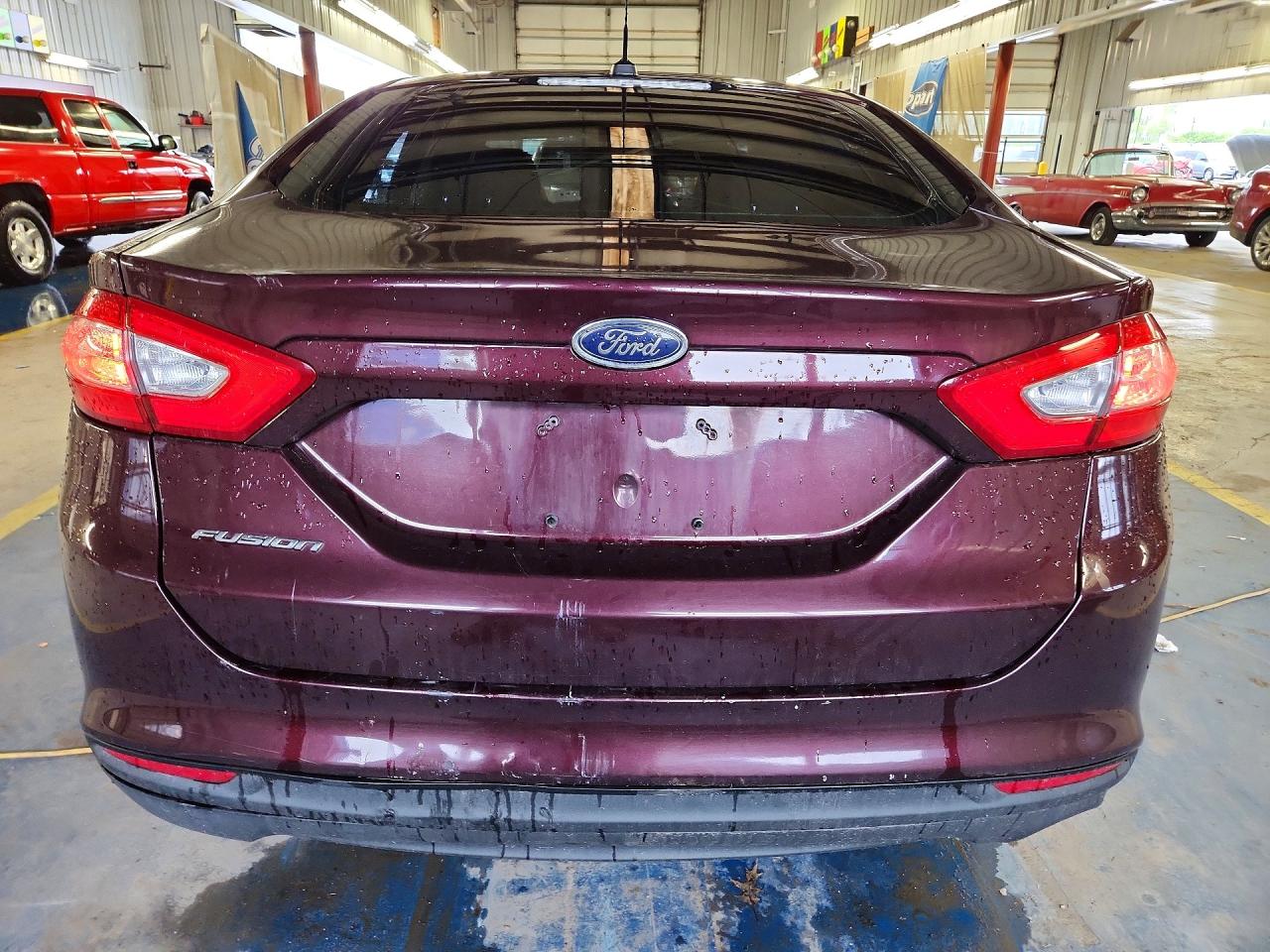 2013 FORD FUSION S photo 6