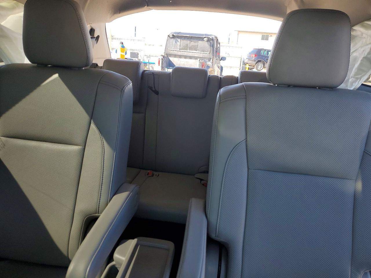 2018 TOYOTA HIGHLANDER LIMITED photo 28