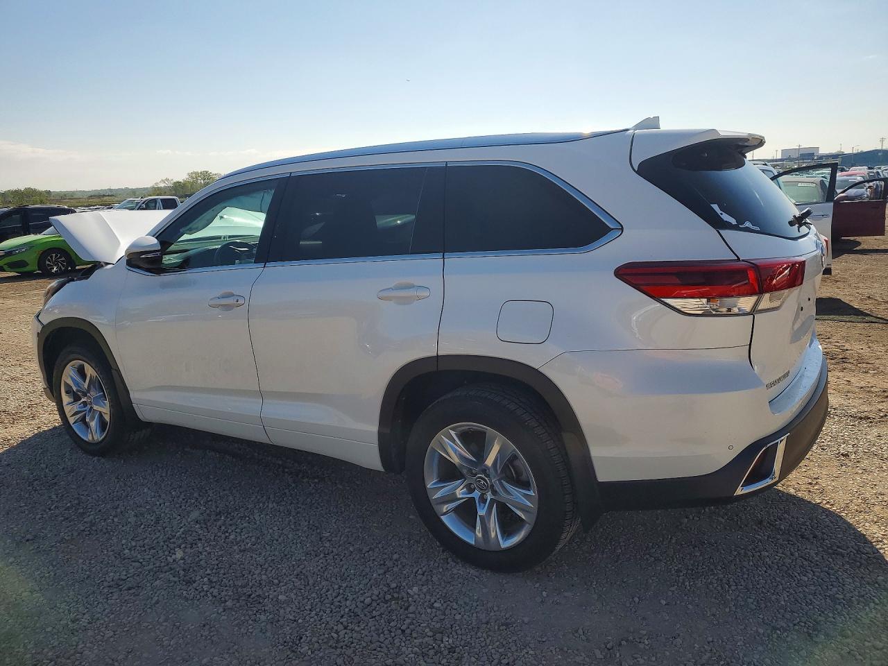 2018 TOYOTA HIGHLANDER LIMITED photo 4
