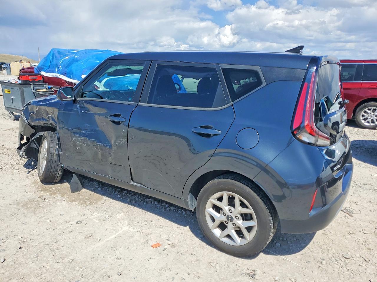 2024 KIA SOUL LX photo 2