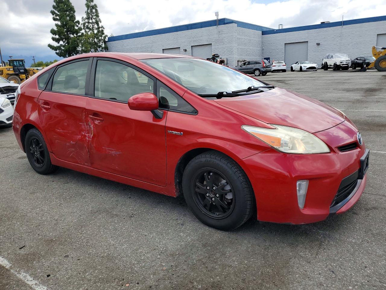 2014 TOYOTA PRIUS TWO photo 4