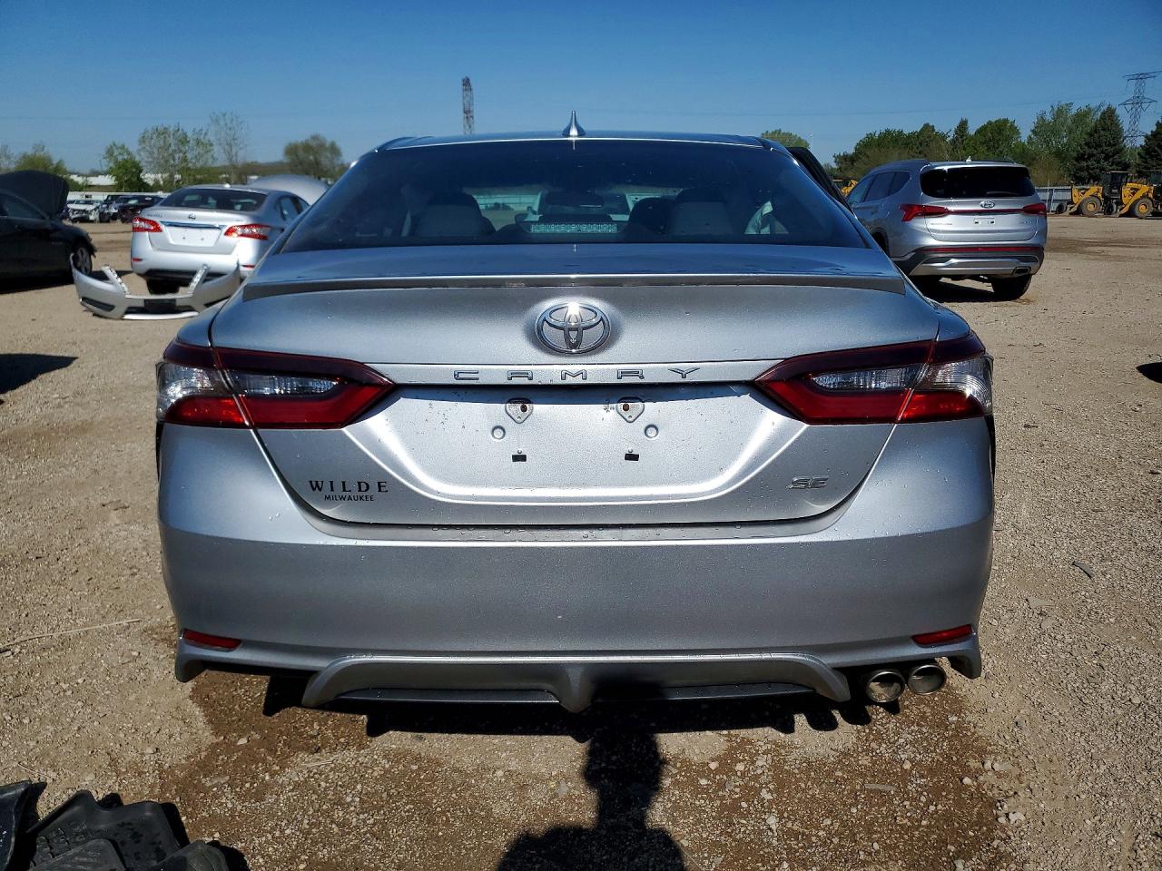 2022 TOYOTA CAMRY SE photo 11