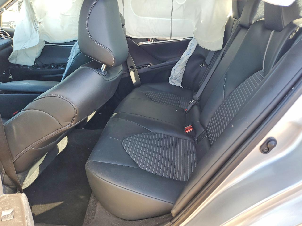 2022 TOYOTA CAMRY SE photo 19