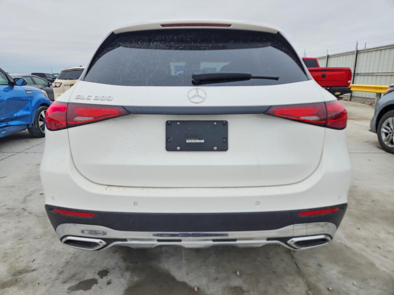 2025 MERCEDES-BENZ GLC 300 photo 11