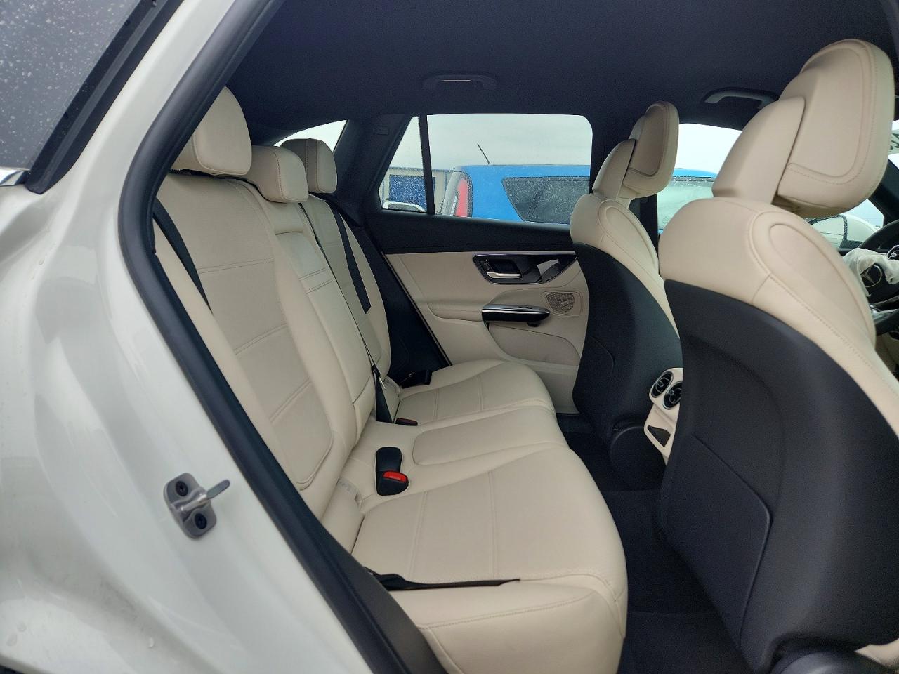 2025 MERCEDES-BENZ GLC 300 photo 21
