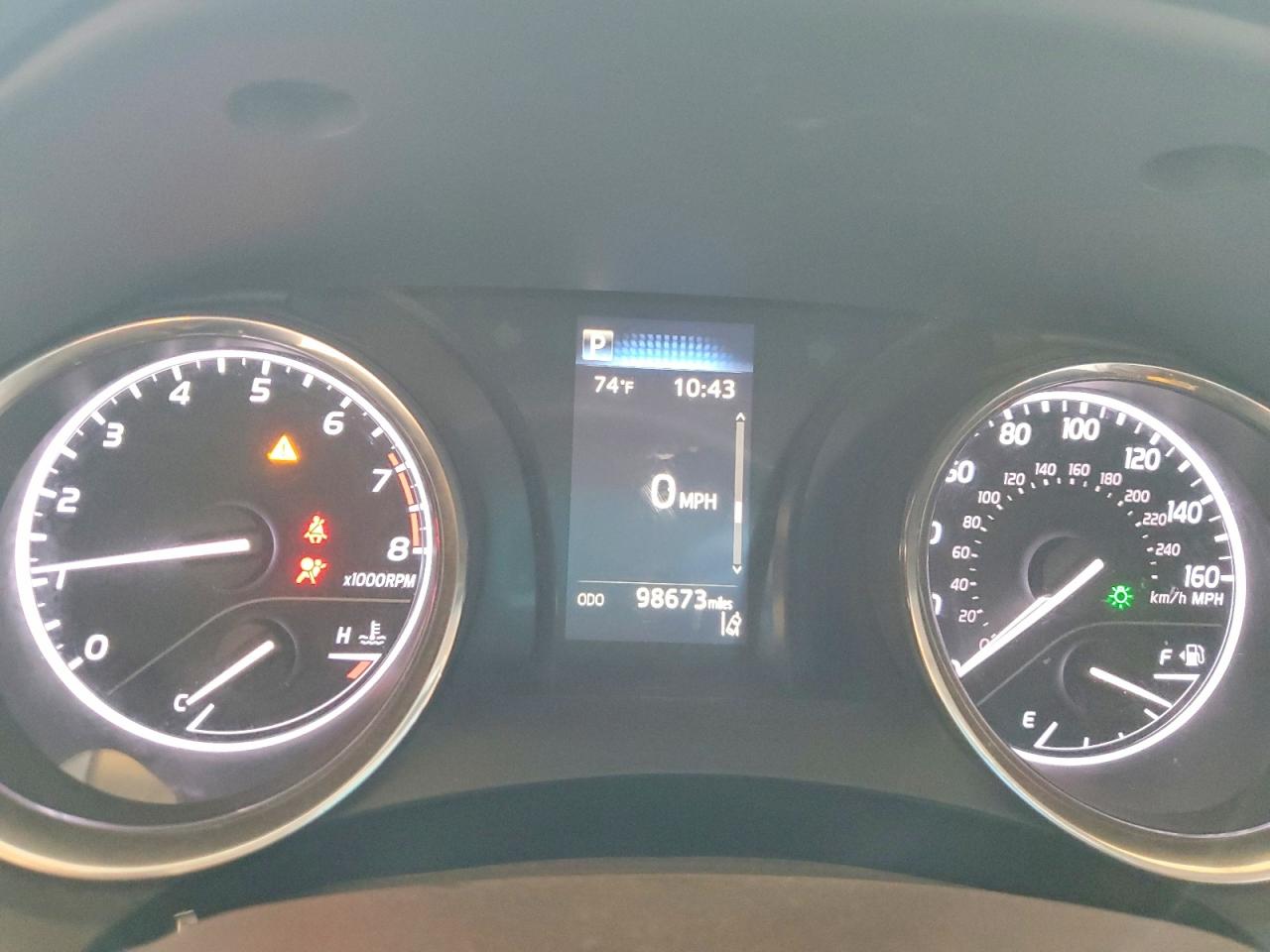 2020 TOYOTA CAMRY SE photo 17