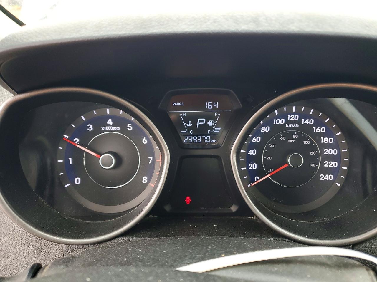 2016 HYUNDAI ELANTRA SE photo 9