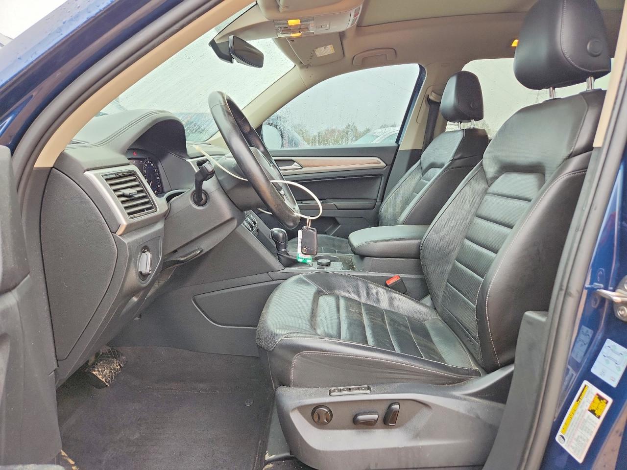 2018 VOLKSWAGEN ATLAS SEL PREMIUM photo 13