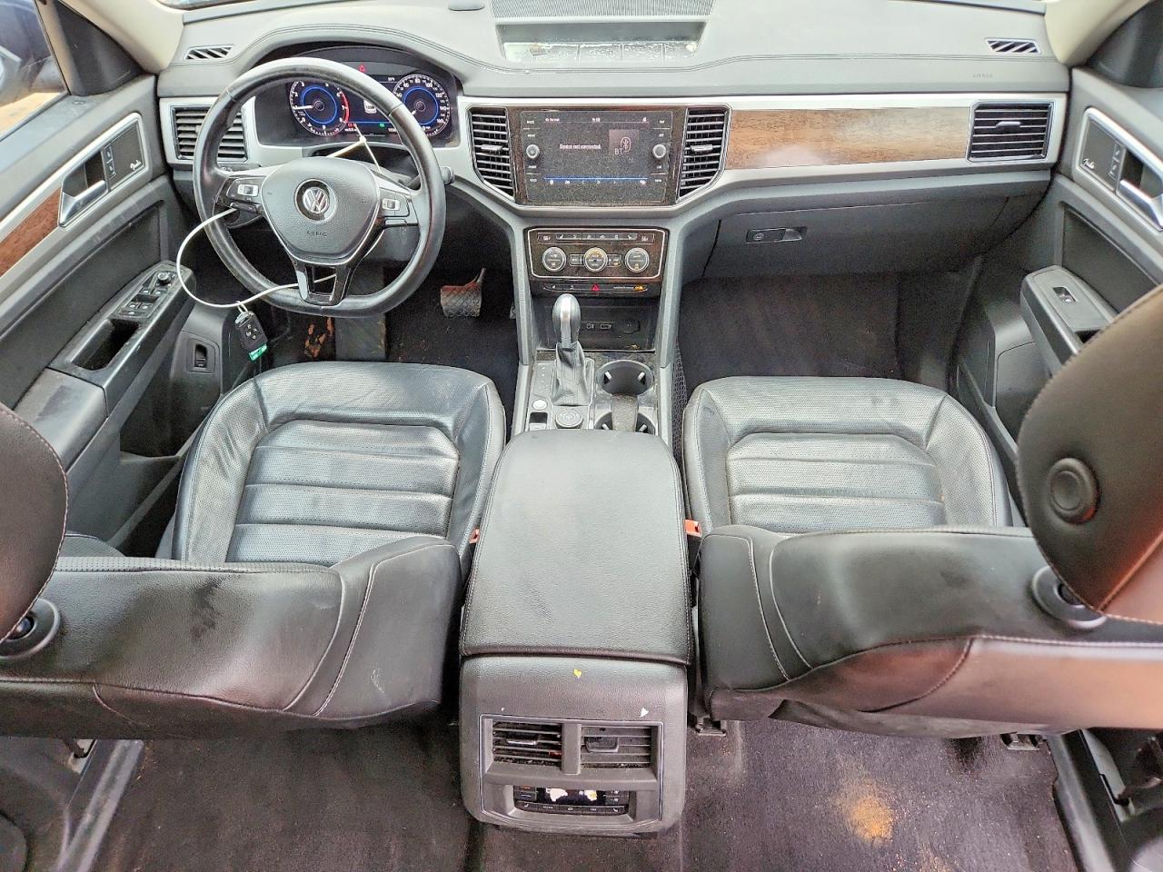 2018 VOLKSWAGEN ATLAS SEL PREMIUM photo 15