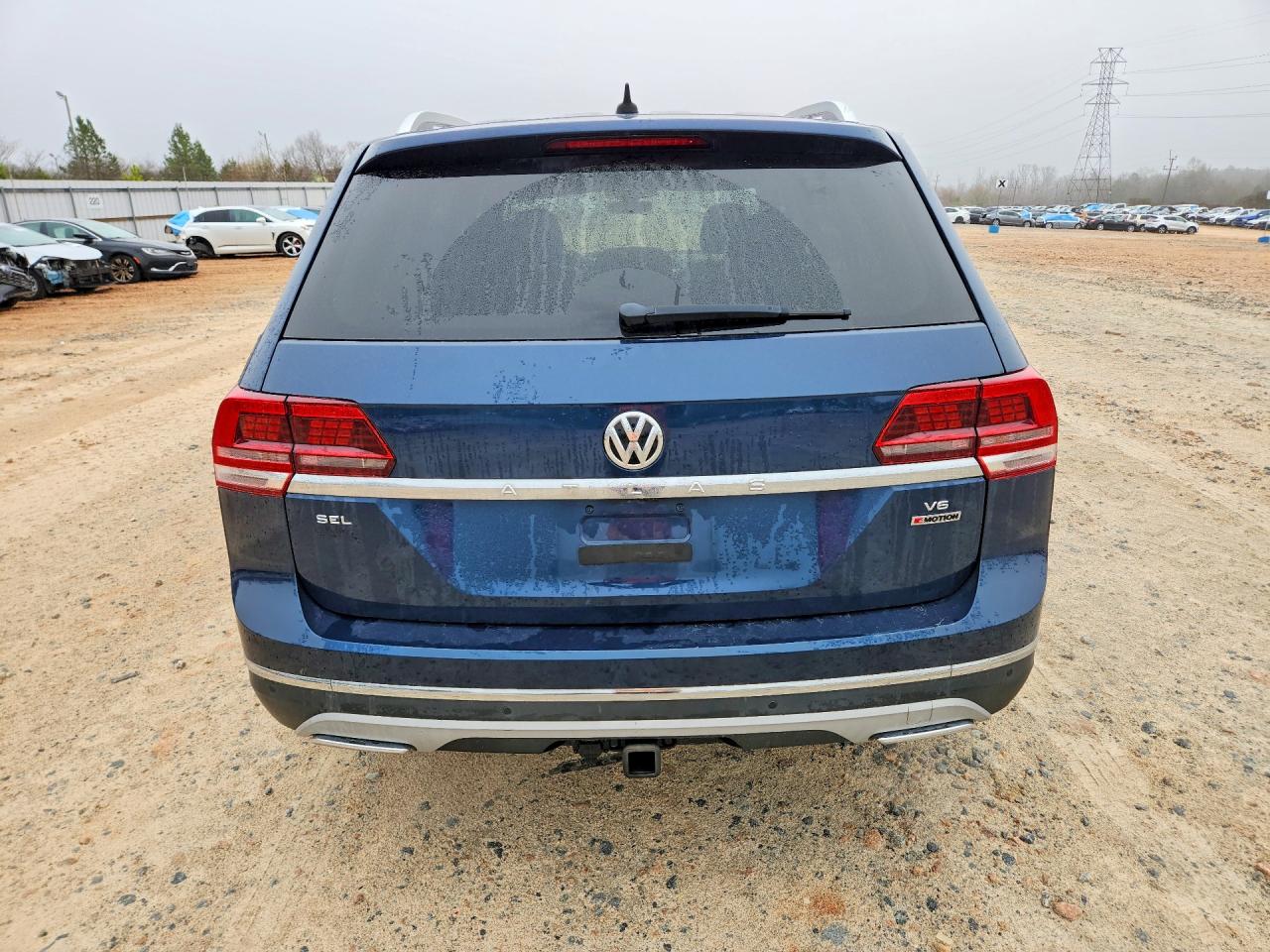 2018 VOLKSWAGEN ATLAS SEL PREMIUM photo 11