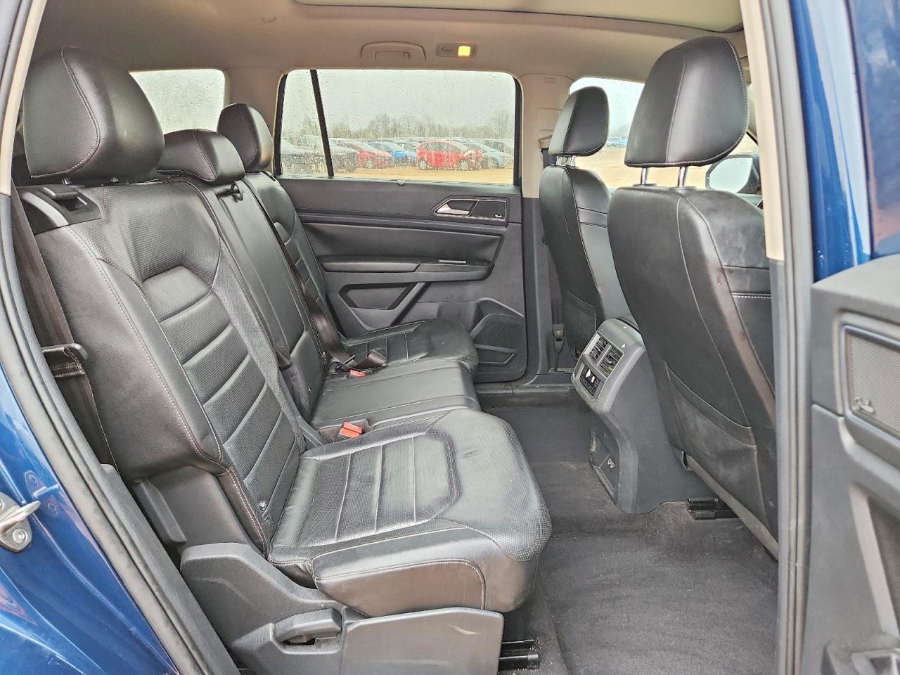2018 VOLKSWAGEN ATLAS SEL PREMIUM photo 21